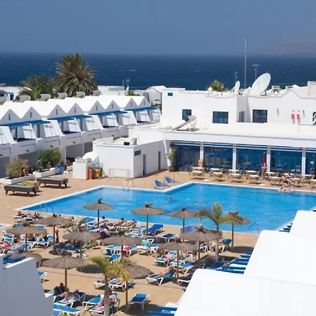 Cinco Plazas Puerto del Carmen (Lanzarote)