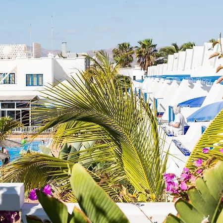 Cinco Plazas Puerto del Carmen (Lanzarote)